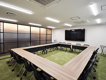 オフィスリノベーション施工事例：会議室